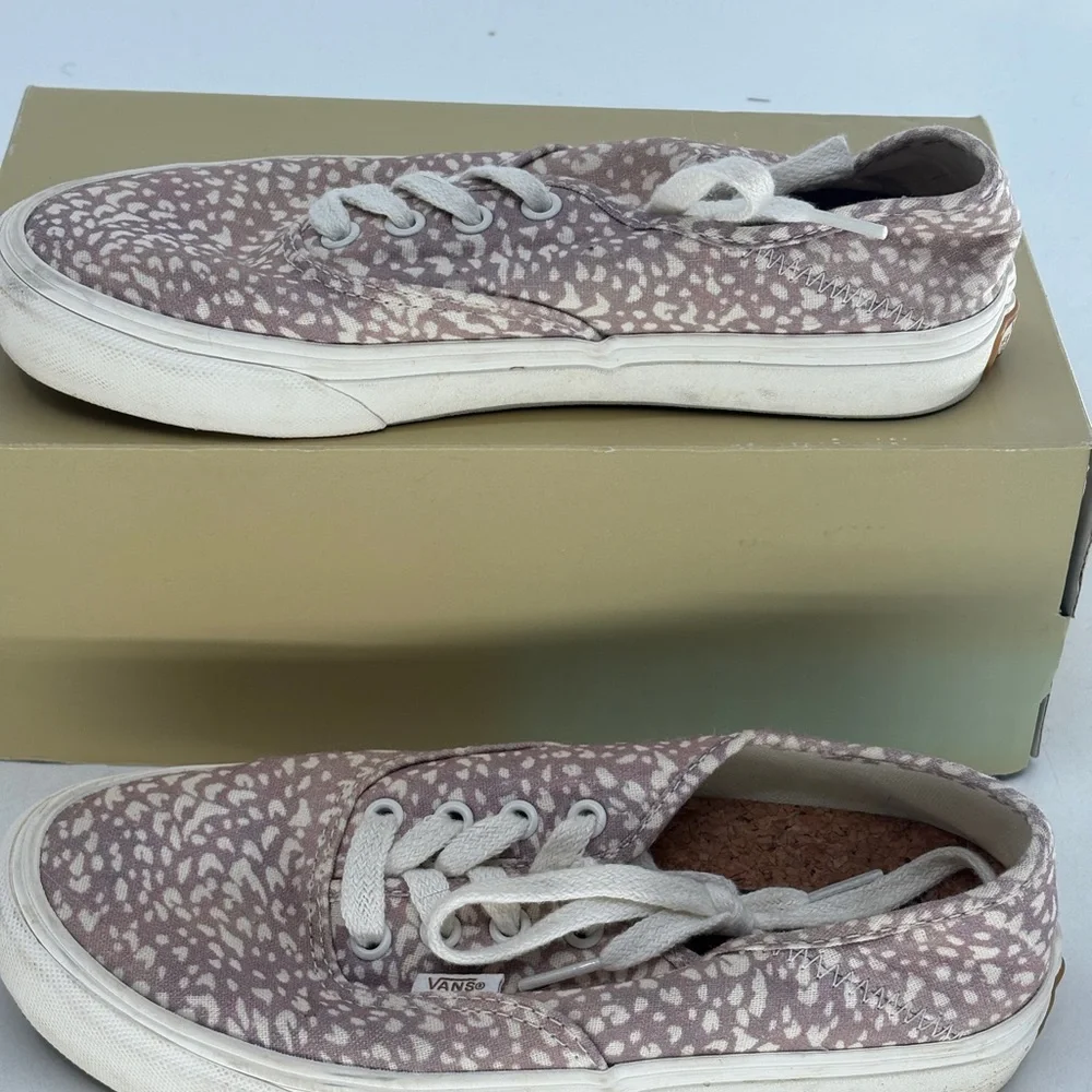 Vans Authentic Sneakers Eco Theory Animal Print Women 7.5 Pink White Low‎ Top